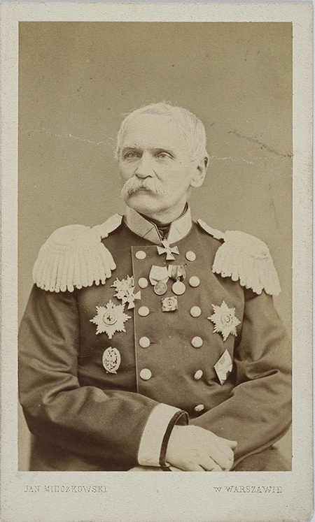 Fotografia portretowa, inż. Stanisław Kierbedź w mundurze. 